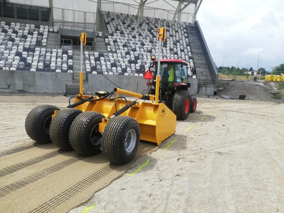 Grader s laserom - L2400 (REDEXIM)