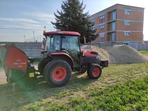 Pieskovačka - EASY SPREAD 1500TR (REDEXIM)