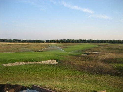 FIRST GOLF & COUNTRY CLUB LUGANSK - výstavba 9 jamkového ihriska 2006